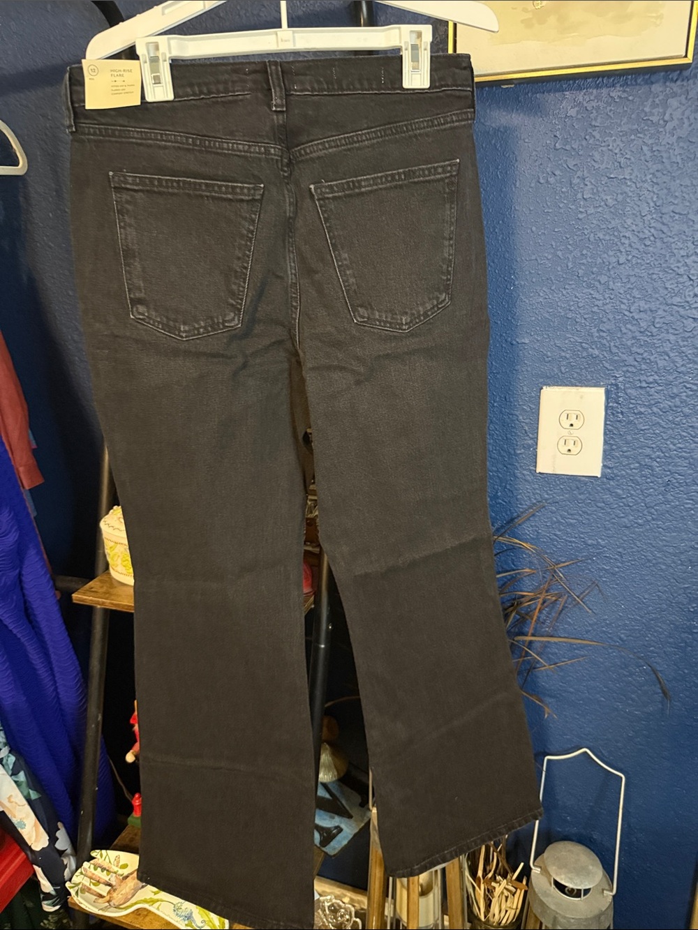 Black Women's Straight-Leg Jeans